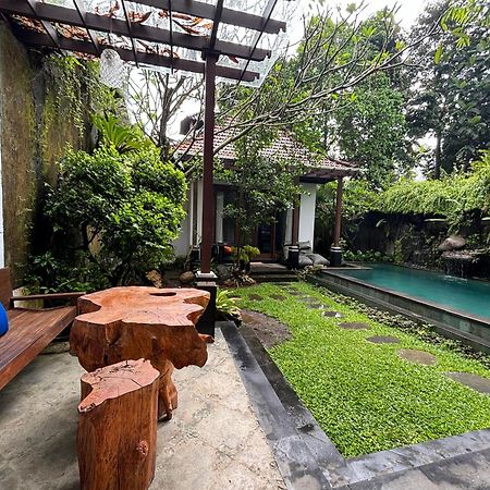 Bumbung Sari Villa Ubud Exteriör bild