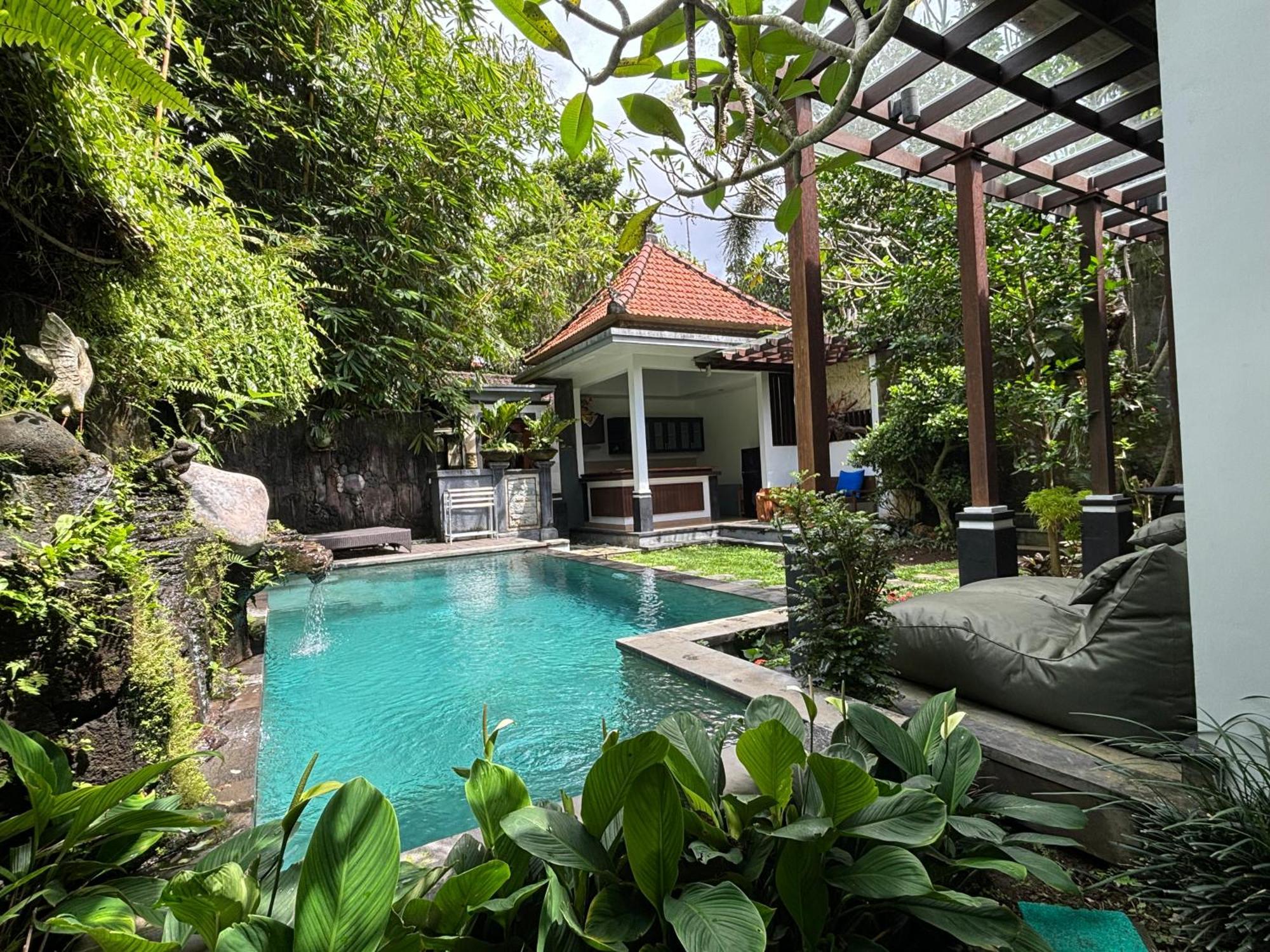 Bumbung Sari Villa Ubud Exteriör bild