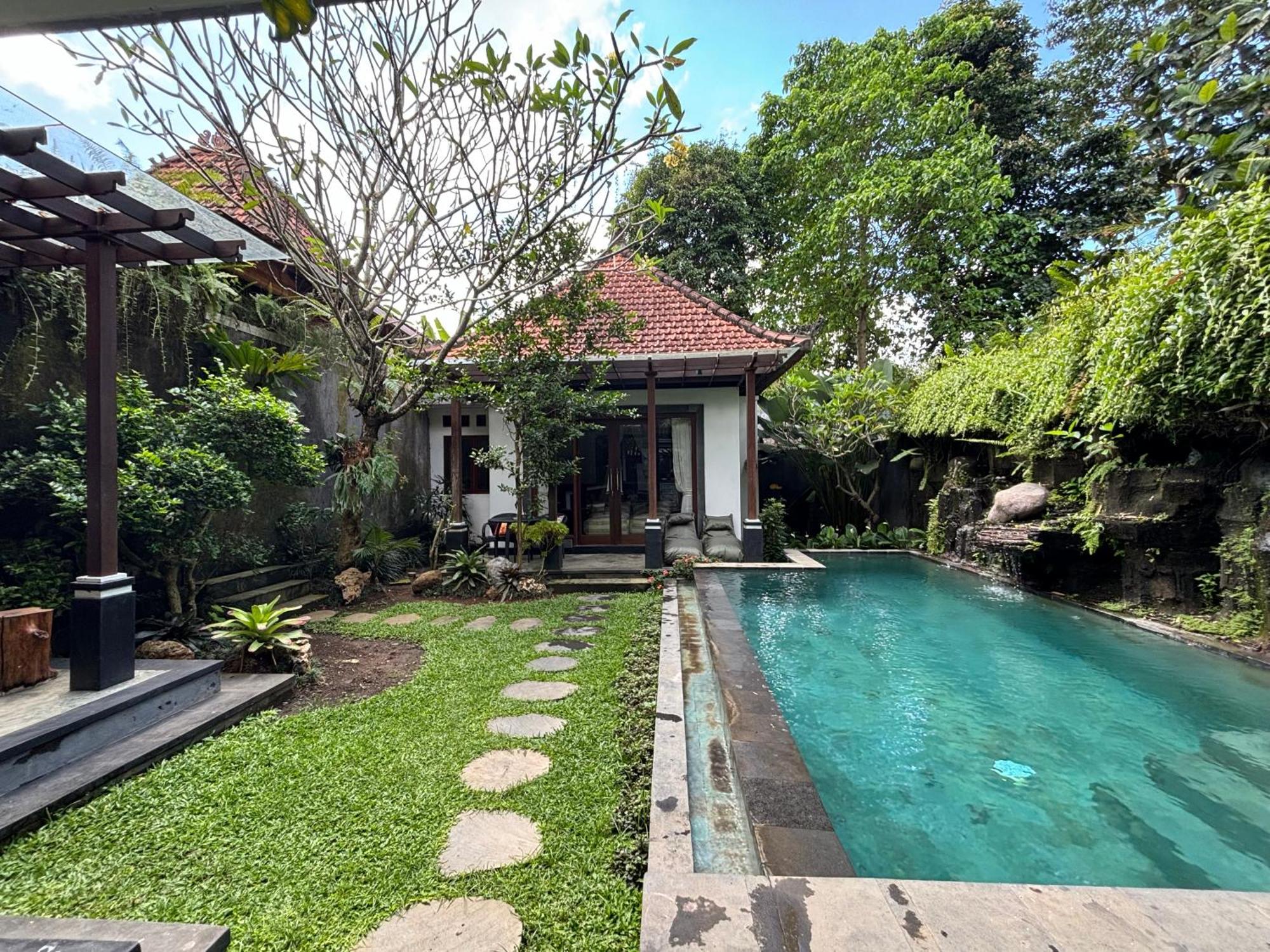 Bumbung Sari Villa Ubud Exteriör bild