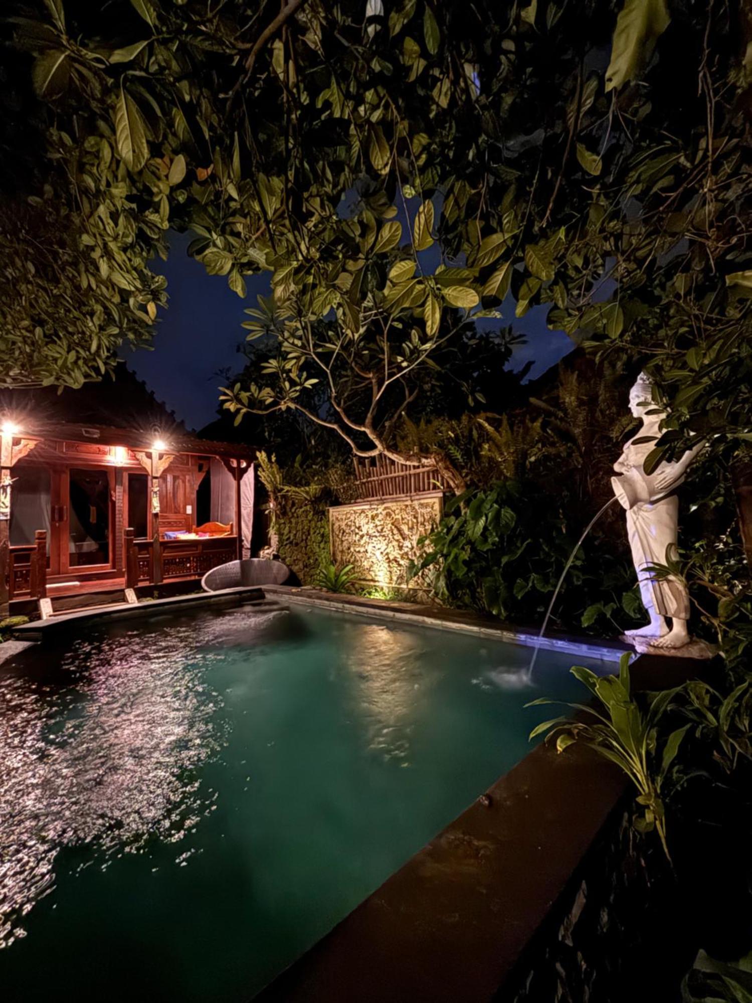 Bumbung Sari Villa Ubud Exteriör bild