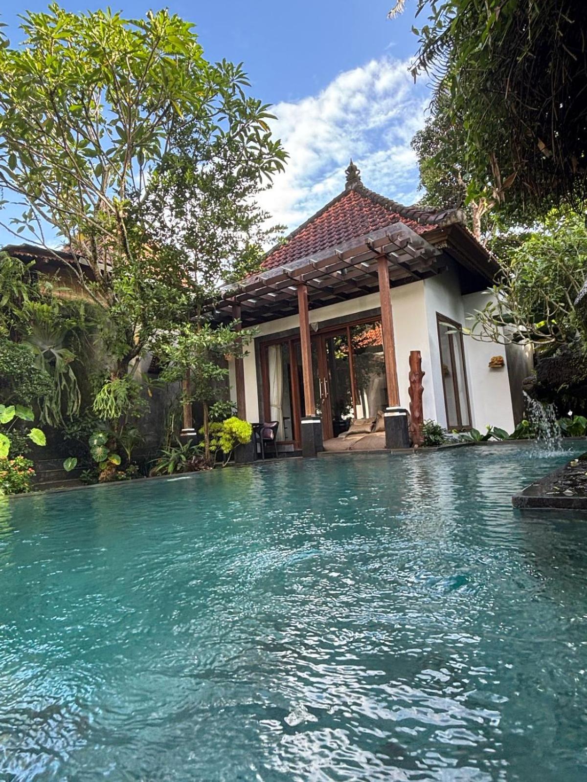 Bumbung Sari Villa Ubud Exteriör bild